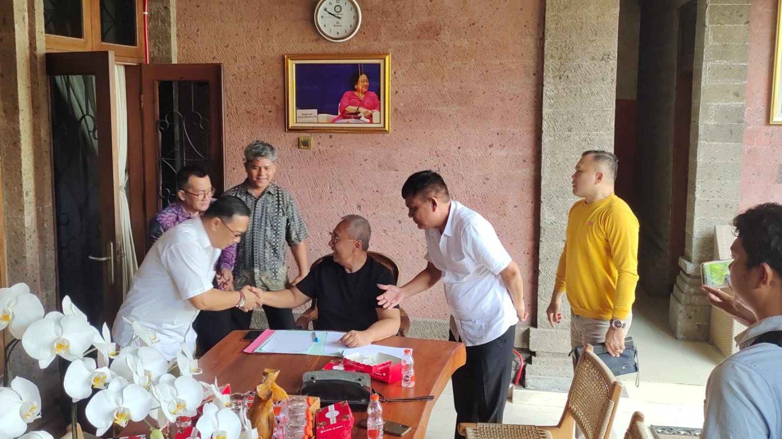 podiumnews.com-Ketua DPR Putu Parwata Dorong Warga Batak se-Bali Miliki Sanggar Seni