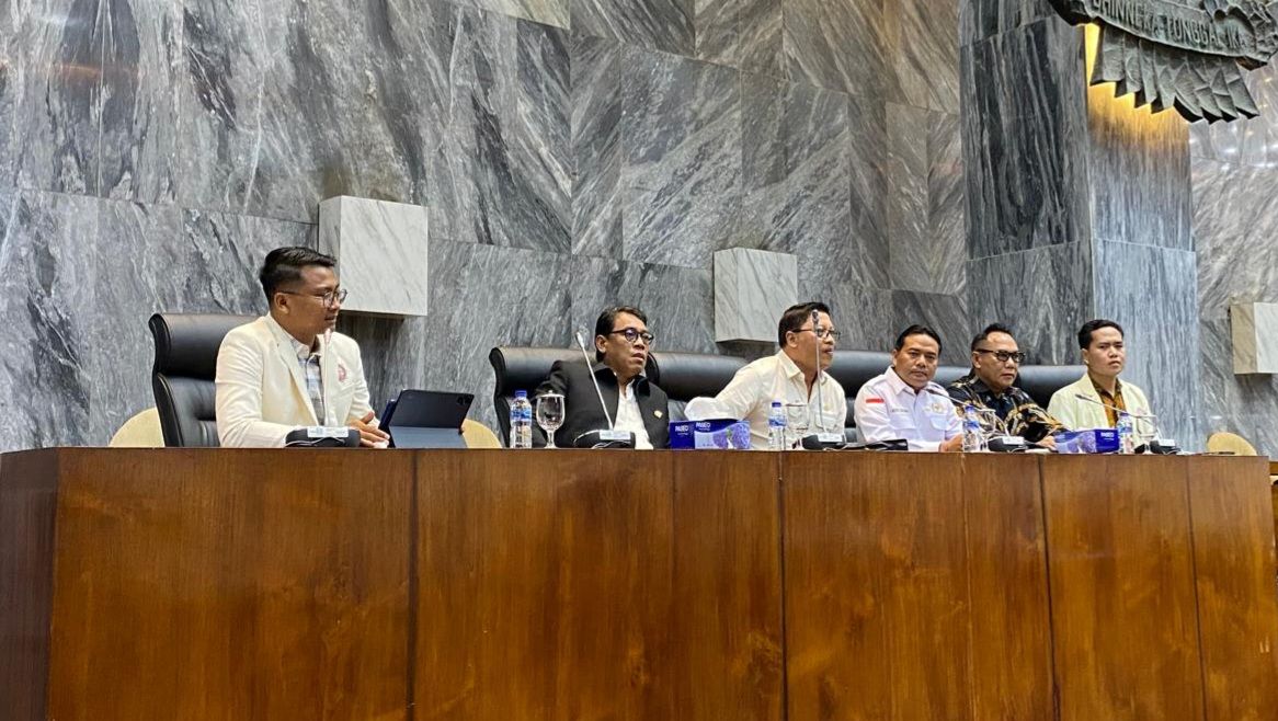 podiumnews.com-Mahasiswa Hindu Desak DPR Kawal Anggaran Bimas Hindu