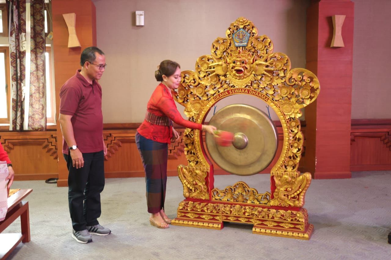 podiumnews.com-Ibu-ibu PKK Denpasar Dibekali Jurus Tangkal Api