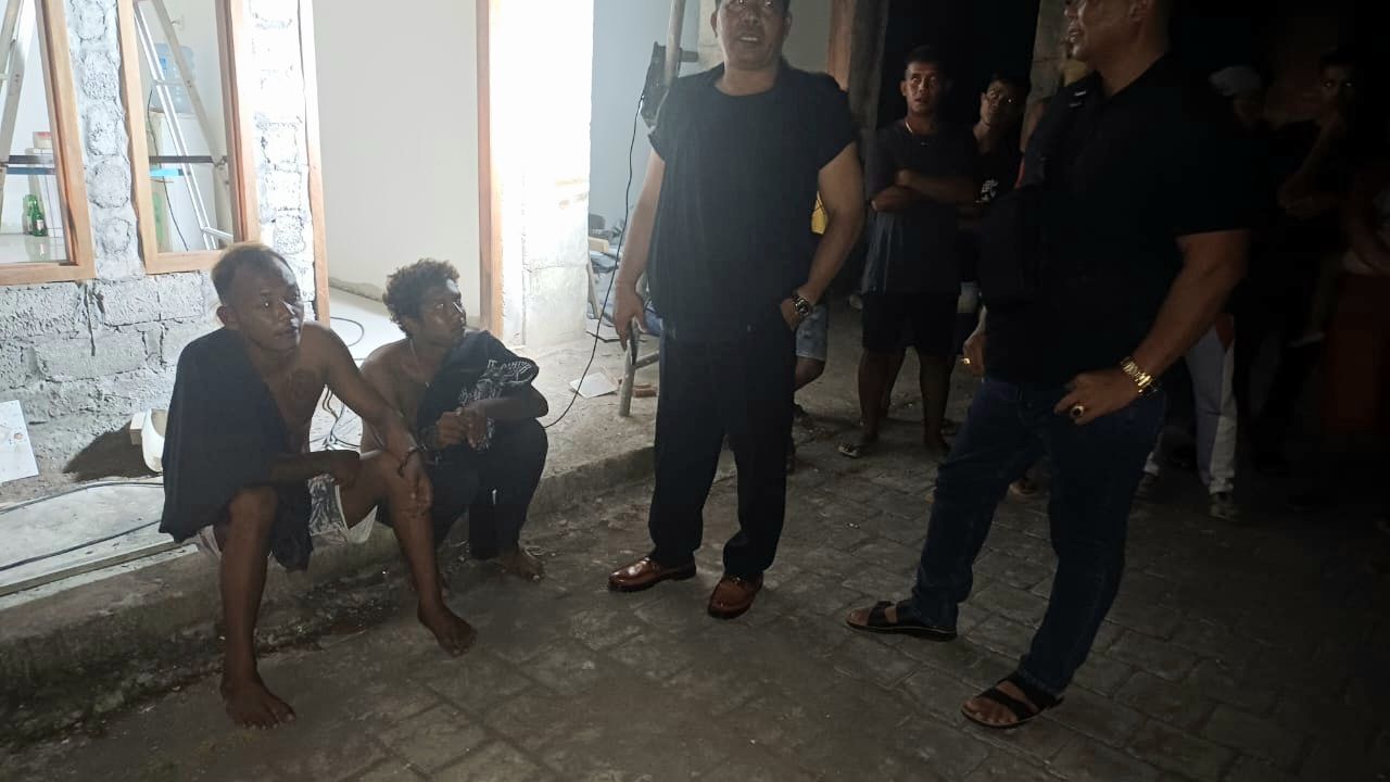 podiumnews.com-Buruh Proyek Curi Scaffolding 