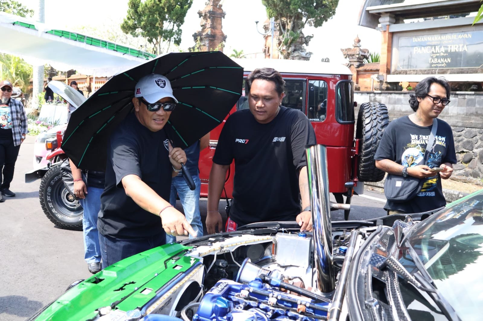 Kreativitas Otomotif di "Meet and War" Tabanan