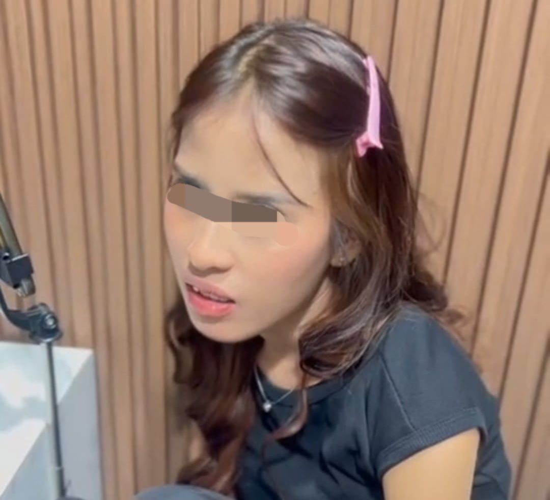 podiumnews.com-Host Live Streaming Gasak iPhone untuk Foya-Foya