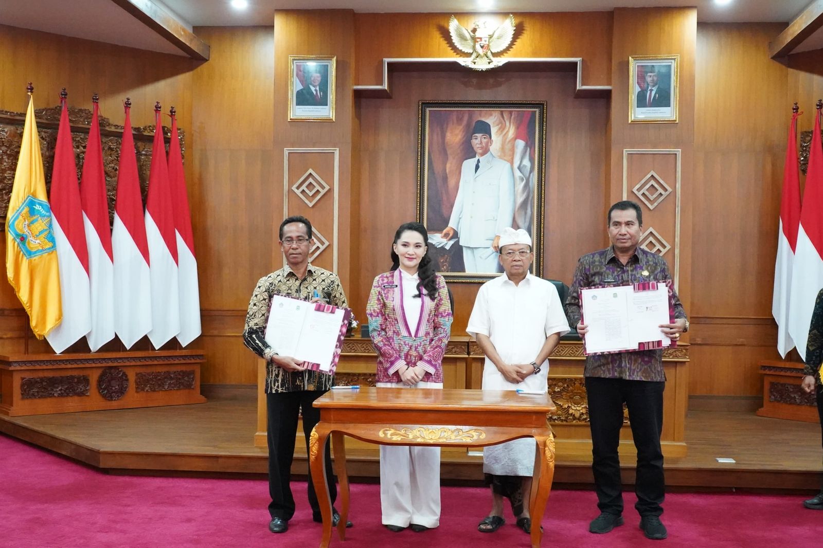 podiumnews.com-Gubernur Bali dan Maluku Utara Teken Kerja Sama Tiga Sektor Strategis