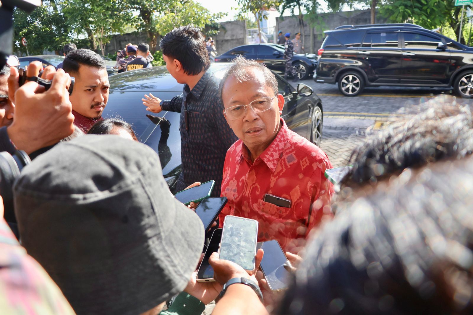 podiumnews.com-Gubernur Koster: Sampah Dibikin Sendiri Harus Dikelola Berbasis Sumber