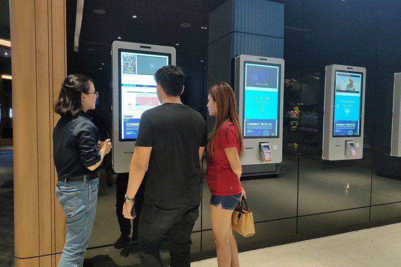 podiumnews.com-Sebut Merujuk Negara Asing, Anis Segera Buka Bioskop di Jakarta