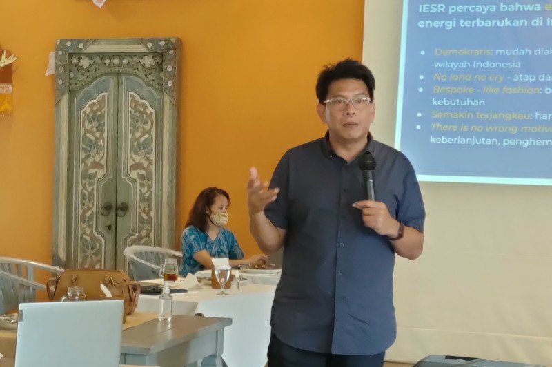 podiumnews.com-IESR Dorong Masyarakat Bali Maksimalkan Pemanfaatan PLTS Atap