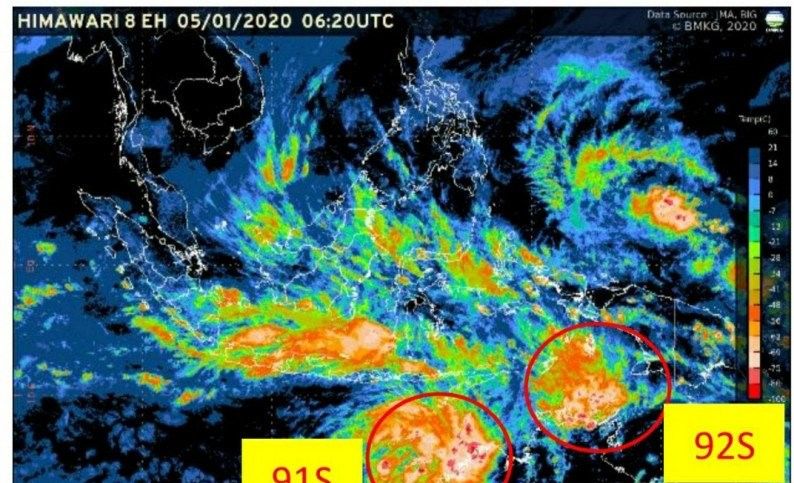 podiumnews.com-Selat Bali Waspada Gelombang Tinggi Dampak Bibit Siklon Tropis