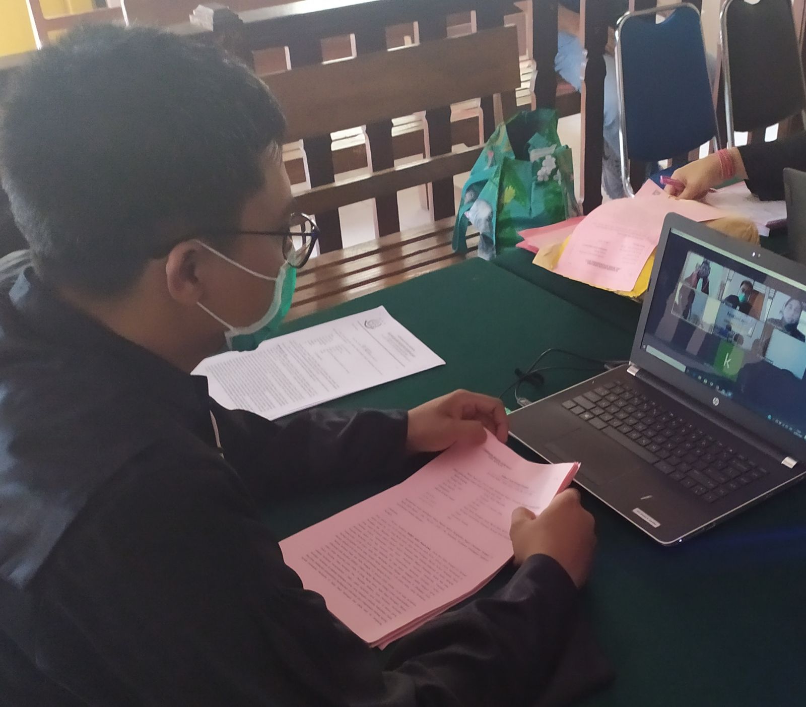 podiumnews.com-Cetak Uang Palsu Dengan Mesin Printer, Pria Ini Dituntut 6 Tahun 