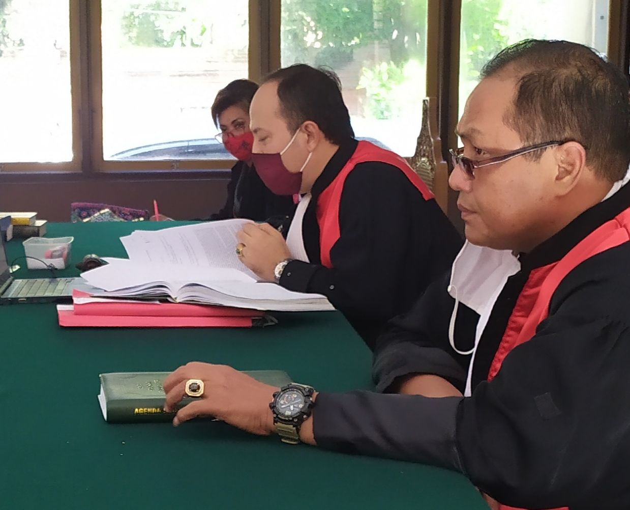 podiumnews.com-Nyambi Jual Sabu, Pedagang Lalapan Ini Dihukum 10 Tahun