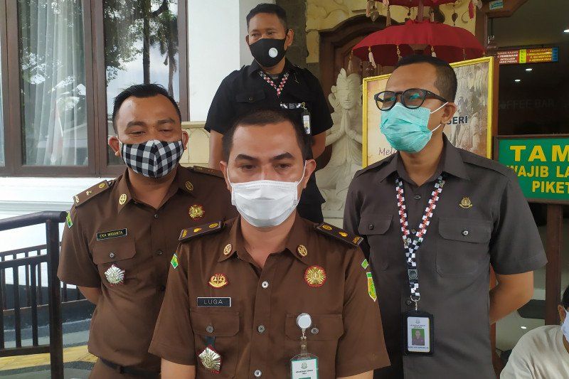 podiumnews.com-Kejati Bali Melimpahkan Perkara Pidana Jerinx SID ke PN Denpasar