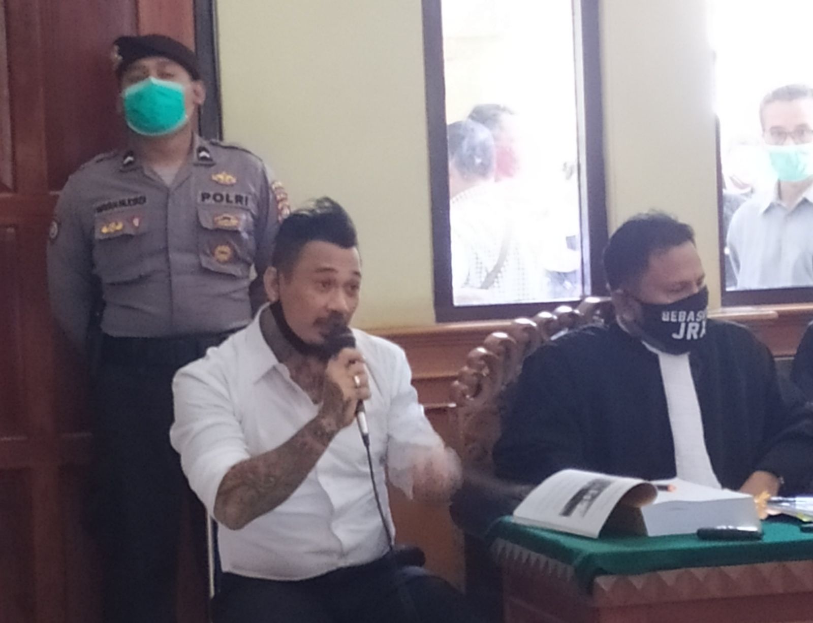 podiumnews.com-Sidang Langsung Jerinx SID Hadirkan Ketua IDI Bali Sebagai Saksi