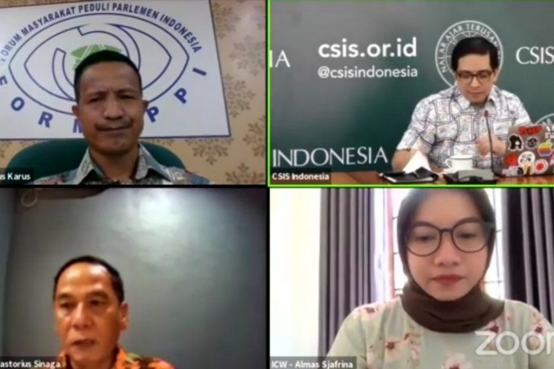 podiumnews.com- ICW: Pilkada Tak Langsung Bukan Solusi Cegah Korupsi