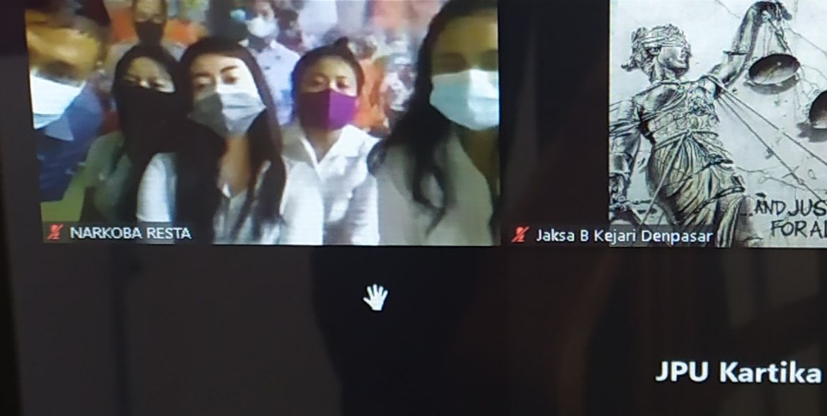 podiumnews.com-Pesta Sabu, Tiga LC dan Seorang Pegawai Spa Dihukum 3 Tahun