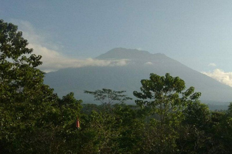 podiumnews.com-BPBD Karangasem Jaga Ketat Jalur "Tikus" ke Gunung Agung
