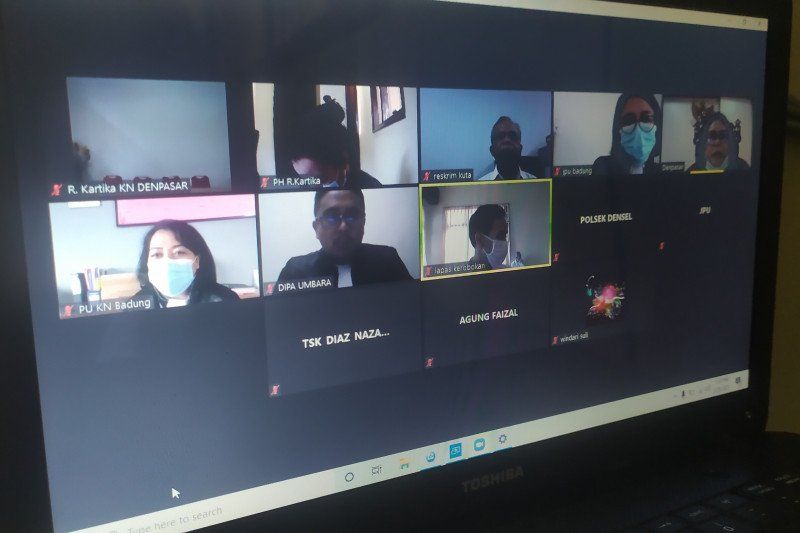 podiumnews.com-PN Denpasar Vonis 12 Tahun Penjara Pemilik Sabu dan Ekstasi 