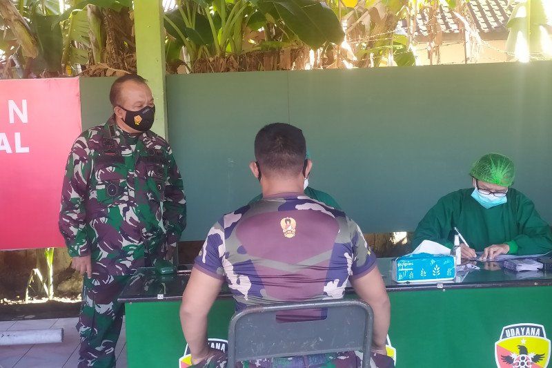 podiumnews.com-Kodam Udayana Target Vaksinasi Tahap Dua untuk Personil Tuntas April
