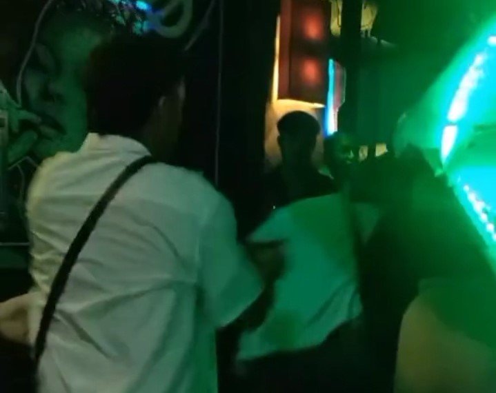 Diduga Banci Asing dan Lokal Berkelahi di Bar Kuta