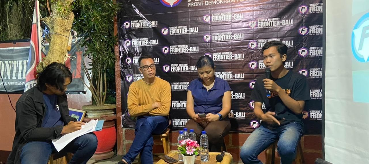 podiumnews.com-Mahasiswa Wajib Kritisi Pemerintah