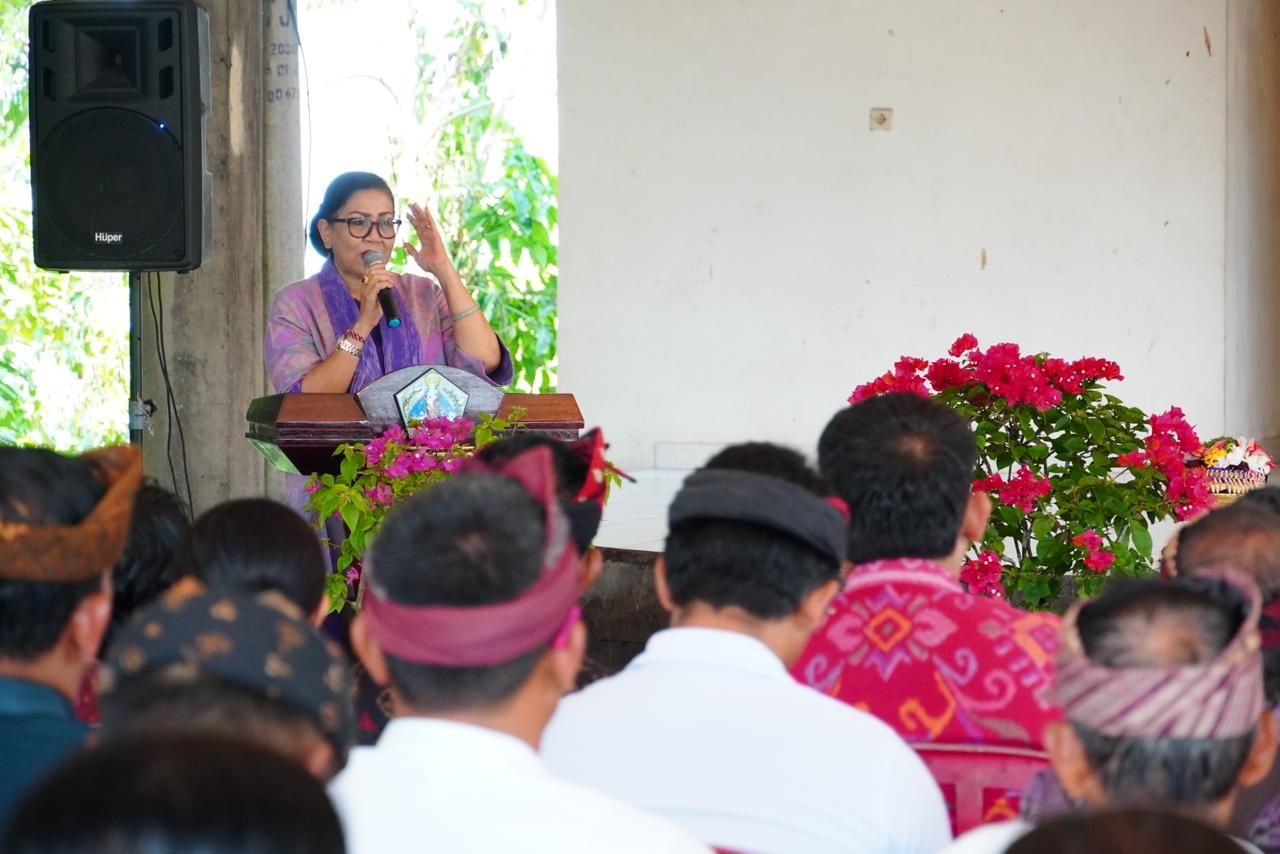 podiumnews.com-Pengelolaan Sampah Bali Berbasis Sumber, Satu Desa Perlu Satu TPS3R