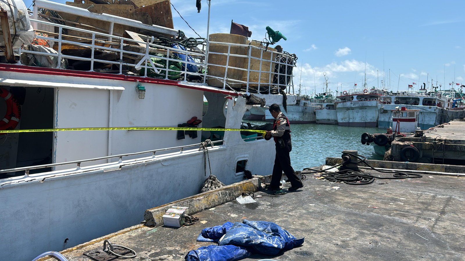 Kapal Ikan IKM Permata Meledak, Timbulkan 2 Korban