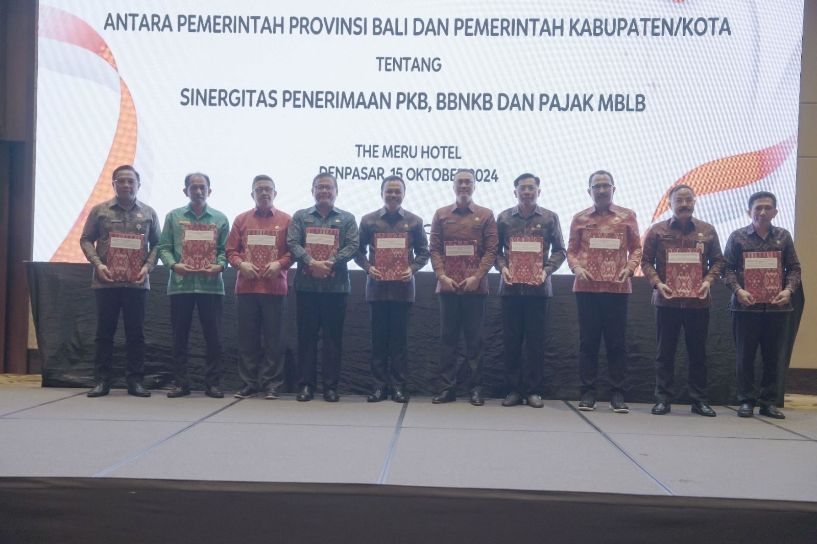 podiumnews.com-Pj. Sekda Tandatangani Perjanjian Kerja Sama Dengan Pemprov Bali