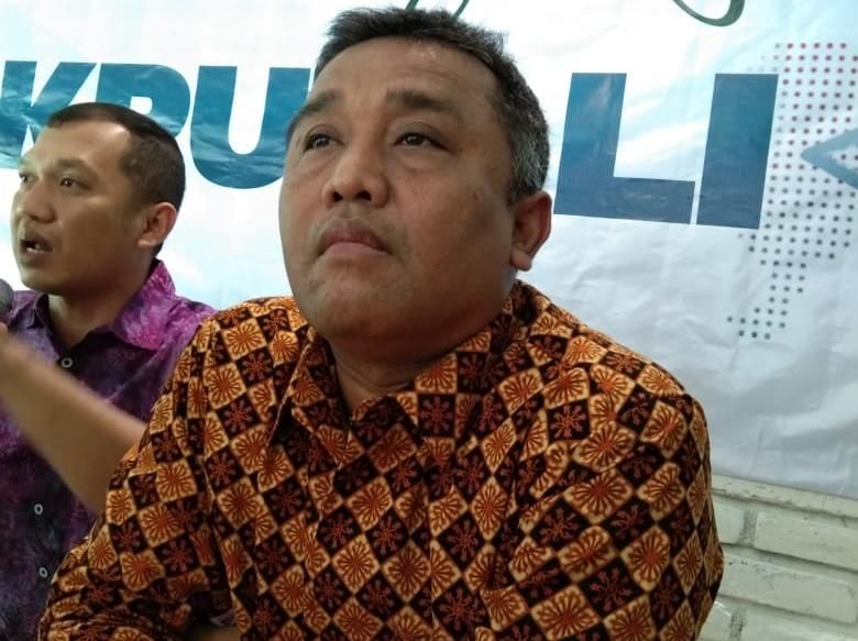 podiumnews.com-KPU Bali Pastikan Penyelenggara Dilengkapi.APD Setiap Tahap Pilkada