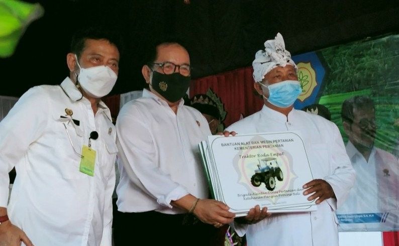 podiumnews.com-Mentan Dorong Petani Bali Tingkatkan Produksi dan Kualitas Beras