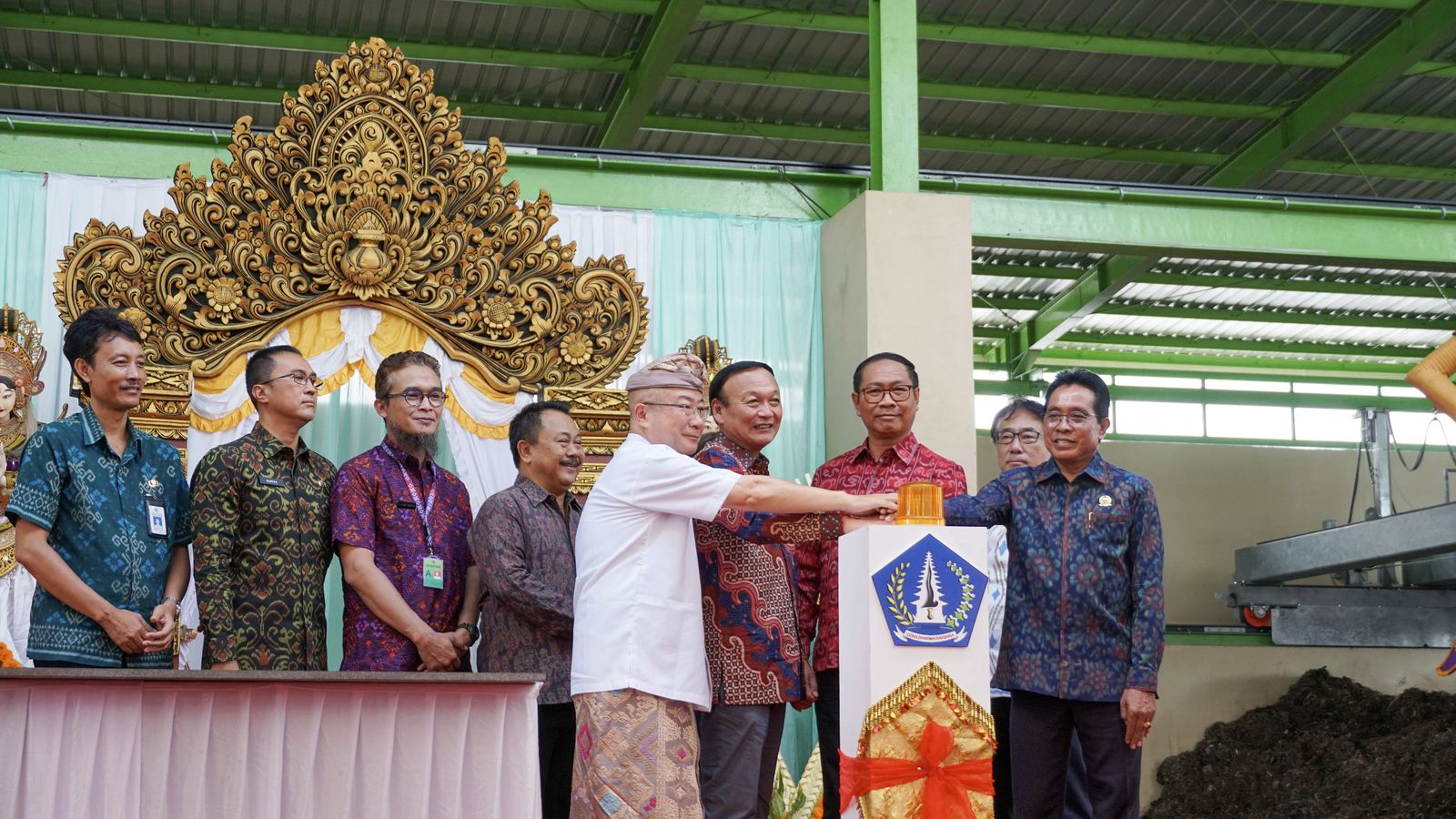 Tangani Masalah Sampah Organik, Badung Resmikan Mesin RA-X di TPST Mengwitani