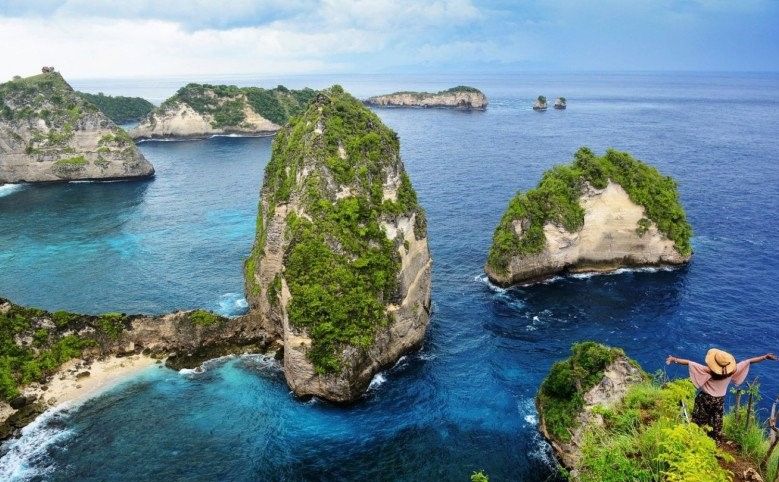 podiumnews.com-Kegiatan "Revitalisasi Bumi" Sambut Kunjungan Wisata Nusa Penida