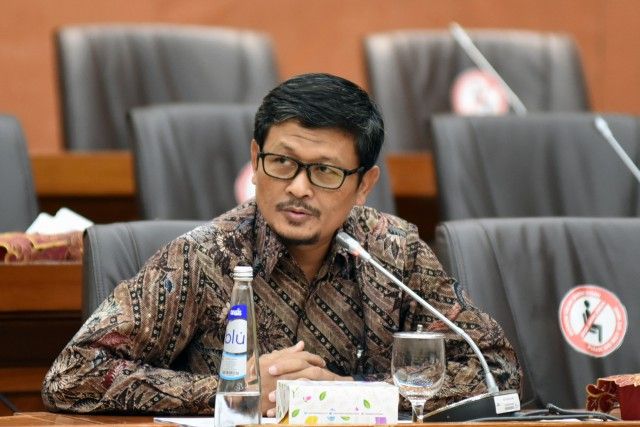 podiumnews.com-Anggota DPR Ingatkan Pemerintah Tidak Naikkan BBM Subsidi