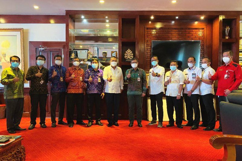 podiumnews.com-OJK Bali Nusra Apresiasi Program Kurda GAS untuk Warga Miskin Gianyar