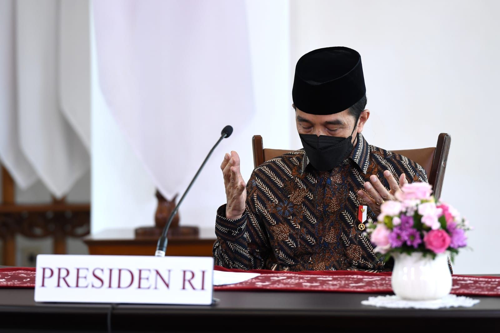 podiumnews.com-Jokowi: Usaha Lahiriah Harus Dibarengi Usaha Batiniah