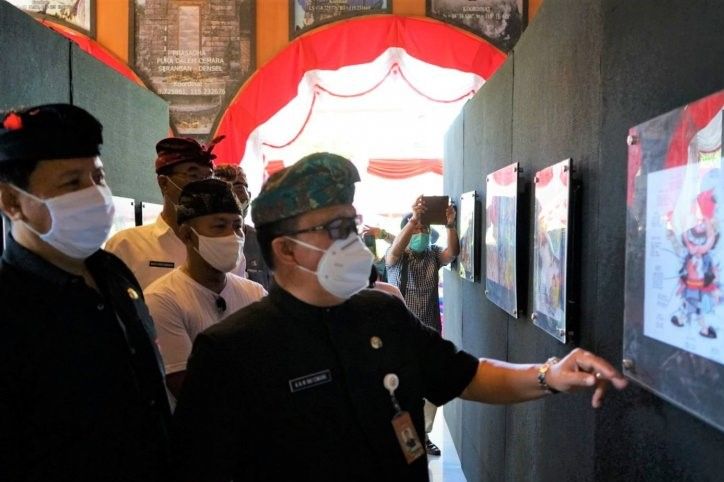 podiumnews.com-Pemkot Denpasar Pameran Buku "Denpasar dalam Kartun dan Karikatur"