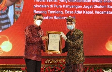 podiumnews.com-11 Ekspresi Budaya Tradisional Komunal di Badung Dapat Sertifikat KI