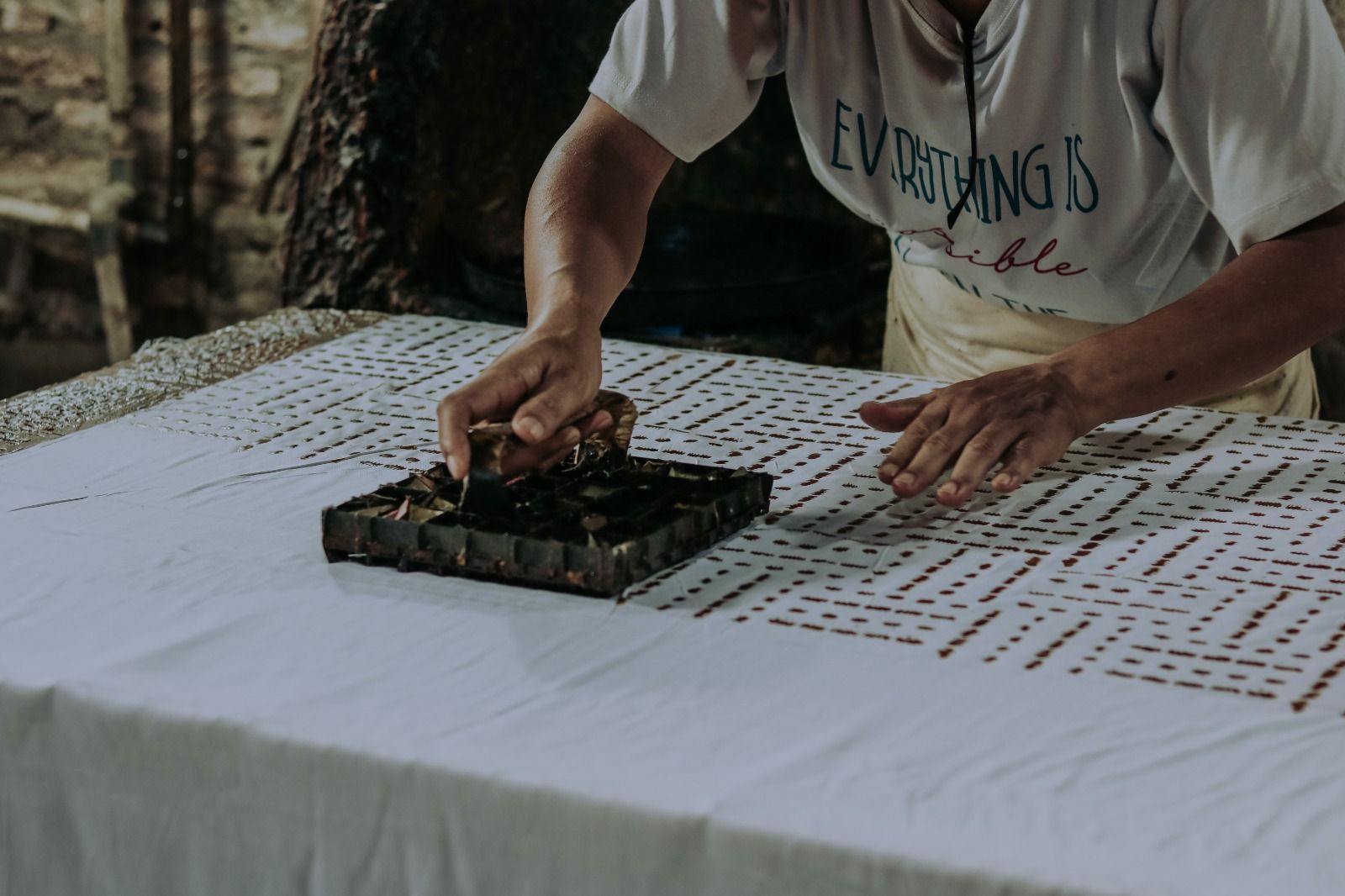 podiumnews.com-Brand Batik Tradisional Asal Bandung, Dama Kara Sukses Berjualan Lewat Shopee Live, Berdayakan Difabel