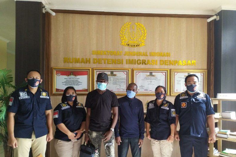 Empat WNA di Deportasi Kemenkumham Bali