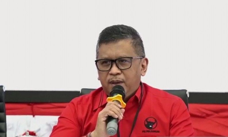 podiumnews.com-Hasto Tanya Menantu Jokowi Soal Kesiapan Ikuti Sekolah Partai