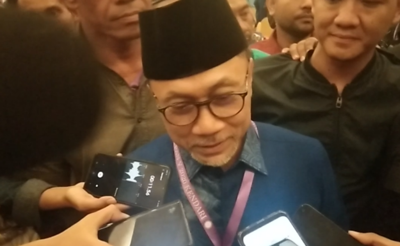 podiumnews.com-Zulkifli Hasan Yakin Gibran Menang 80 Persen 