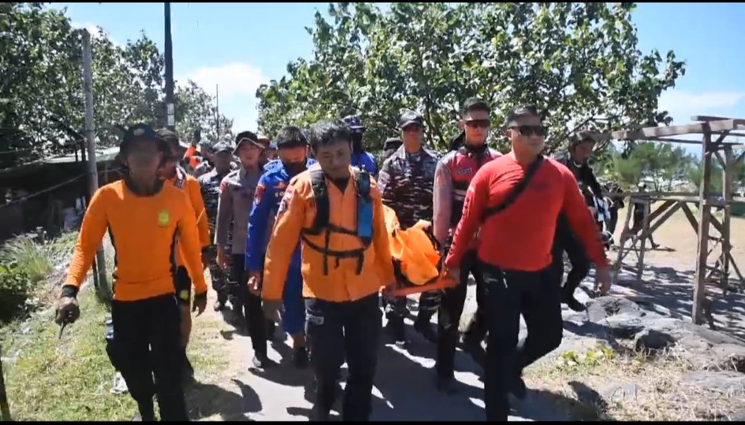 podiumnews.com-ABK Kapal yang Tenggelam Ditemukan Tewas di Padang Galak