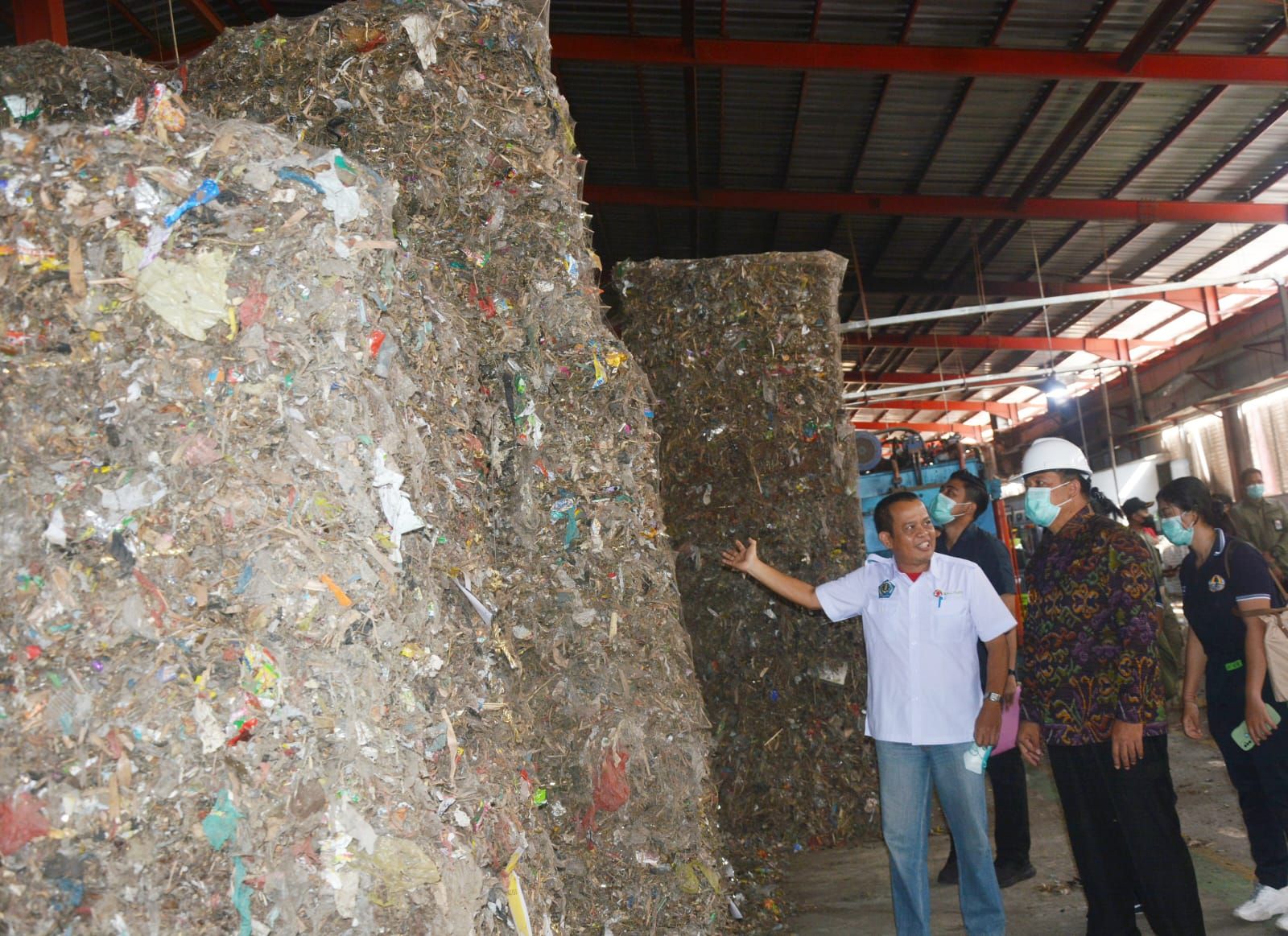 podiumnews.com-TPST Kertalangu Dinilai Belum Penuhi Target 