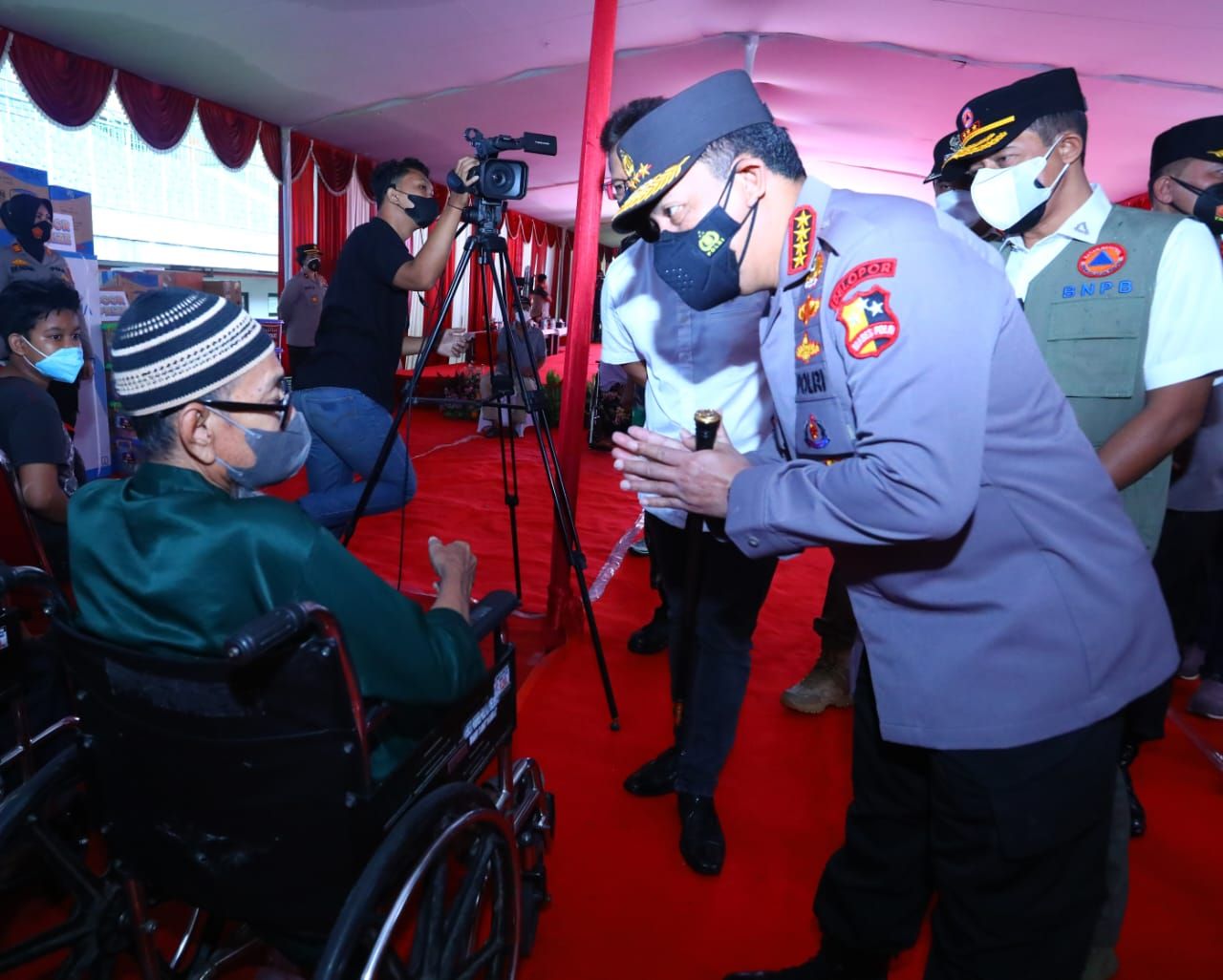 podiumnews.com-Seluruh Polda Ditarget Suntikkan Sejuta Vaksin Hari Ini