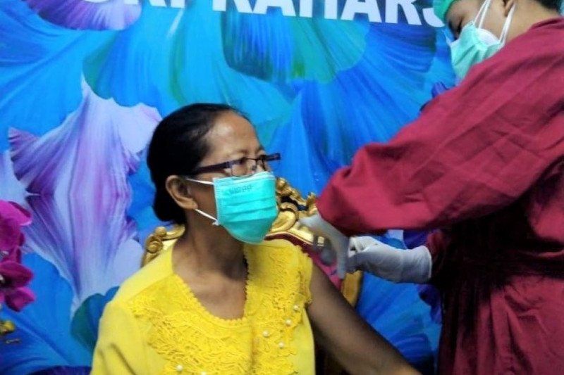 podiumnews.com-Bali Target Tuntaskan 500 Ribu Vaksinasi Masyarakat Dosis Pertama dalam Dua Pekan