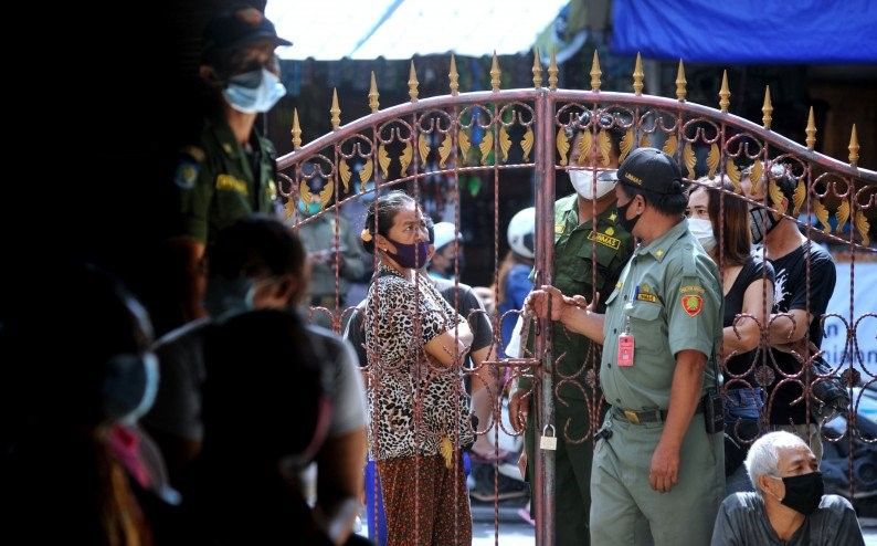 podiumnews.com-56 Tim Diterjunkan Pemkab Badung dalam Vaksinasi di Kuta dan Kuta Selatan