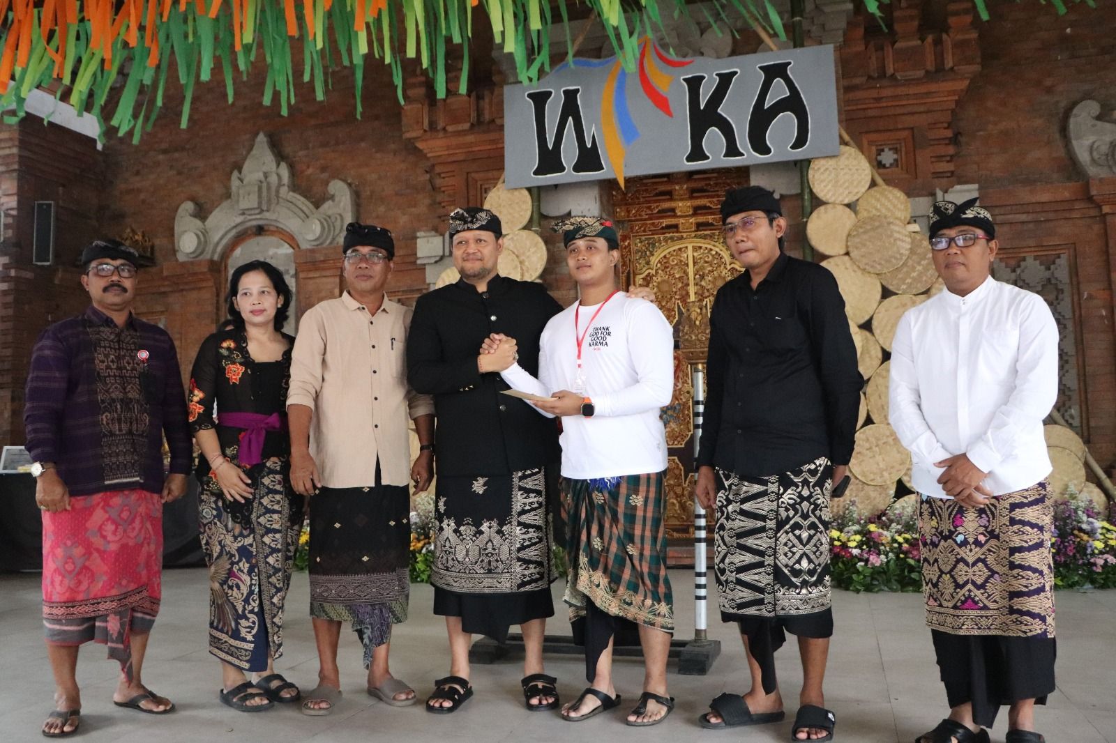 Pemkab Badung Salurkan Rp40 Juta untuk Waka Festival