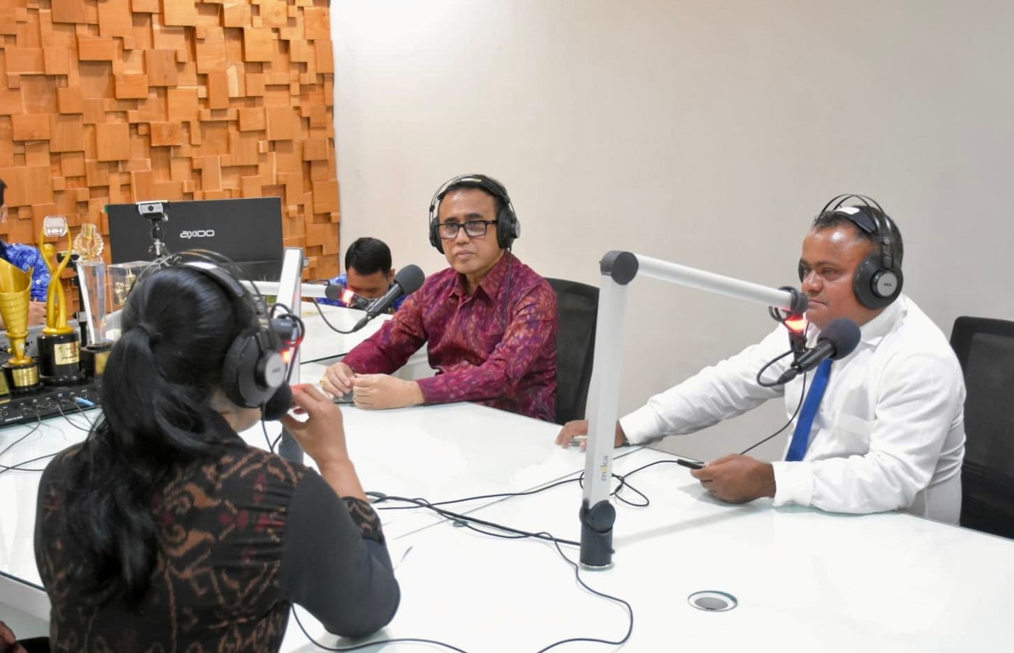 Radio Inklusi Denpasar Tuai Apresiasi Delegasi Maldives