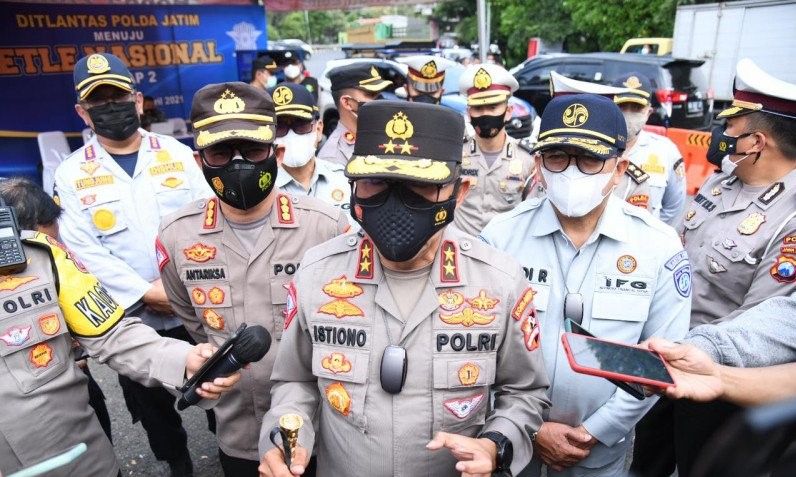 podiumnews.com-Polisi Jaga Jalur-jalur Tikus Jawa Timur Antisipasi Mudik