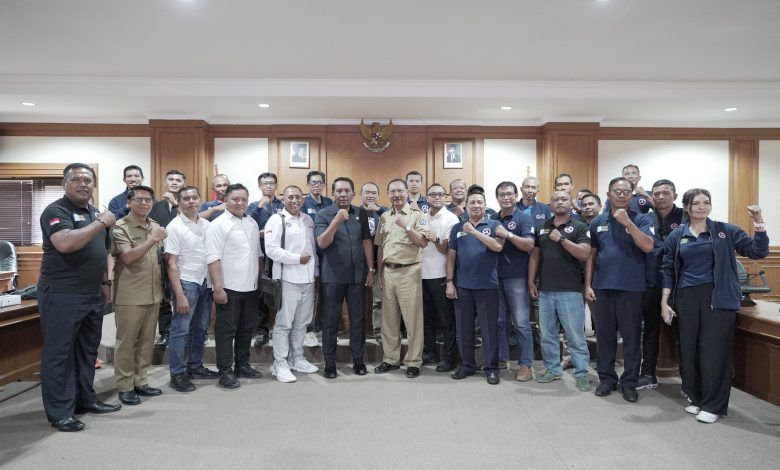 podiumnews.com-Ketua DPRD Badung Perjuangkan Aspirasi Pekerja SPM Angkasa Pura