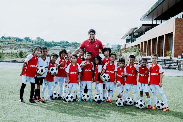 podiumnews.com-Adilson Maringa Bandingkan dengan Brasil