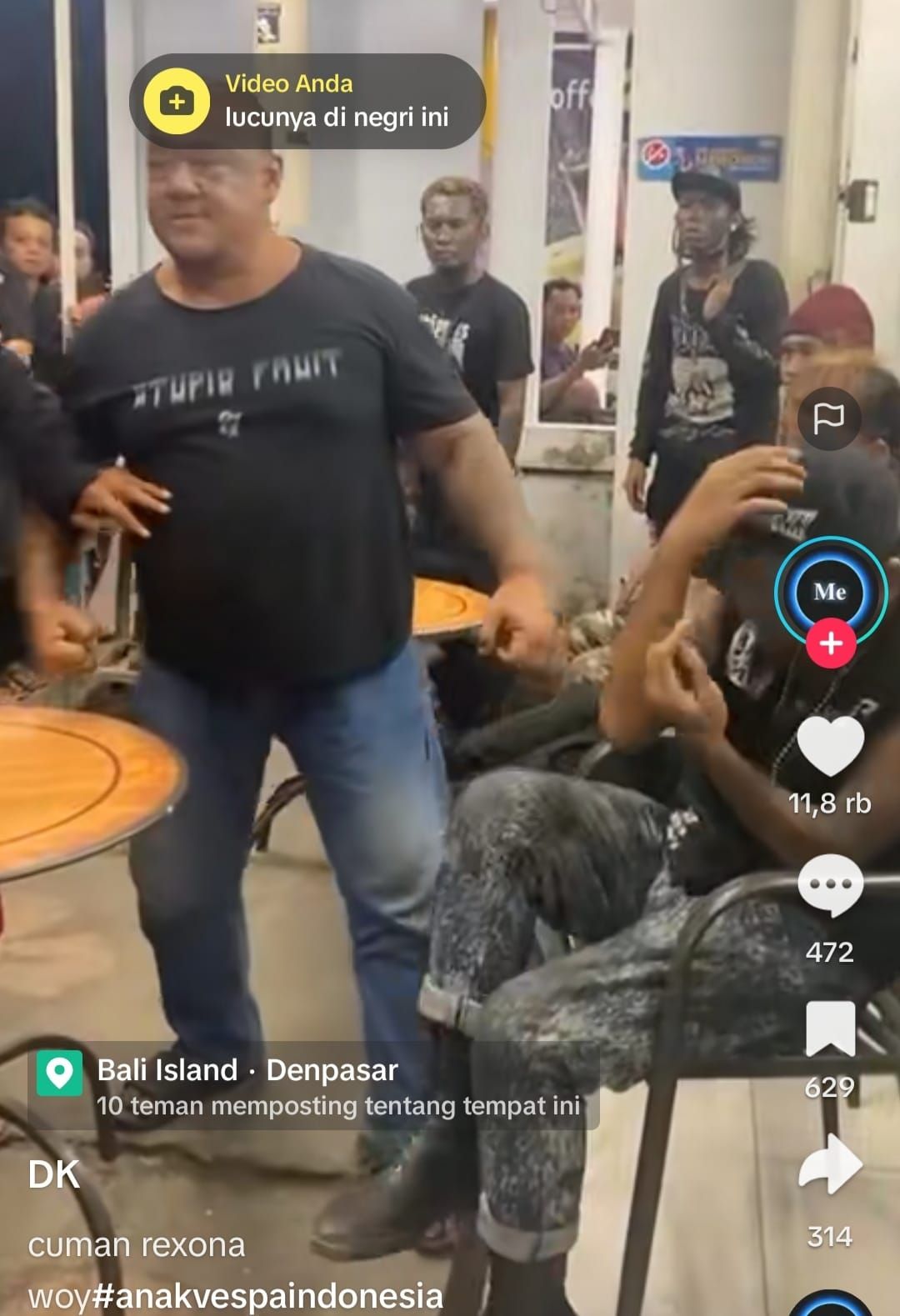 podiumnews.com-Viral Anak Punk Ngutil Deodoran di Alfamart