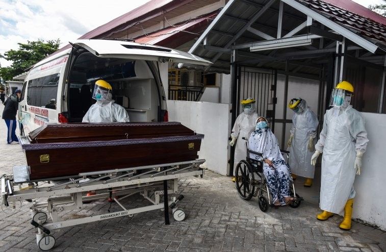 podiumnews.com-Dokter di Riau Wafat Setelah Tertular COVID-19 dari Pasien 